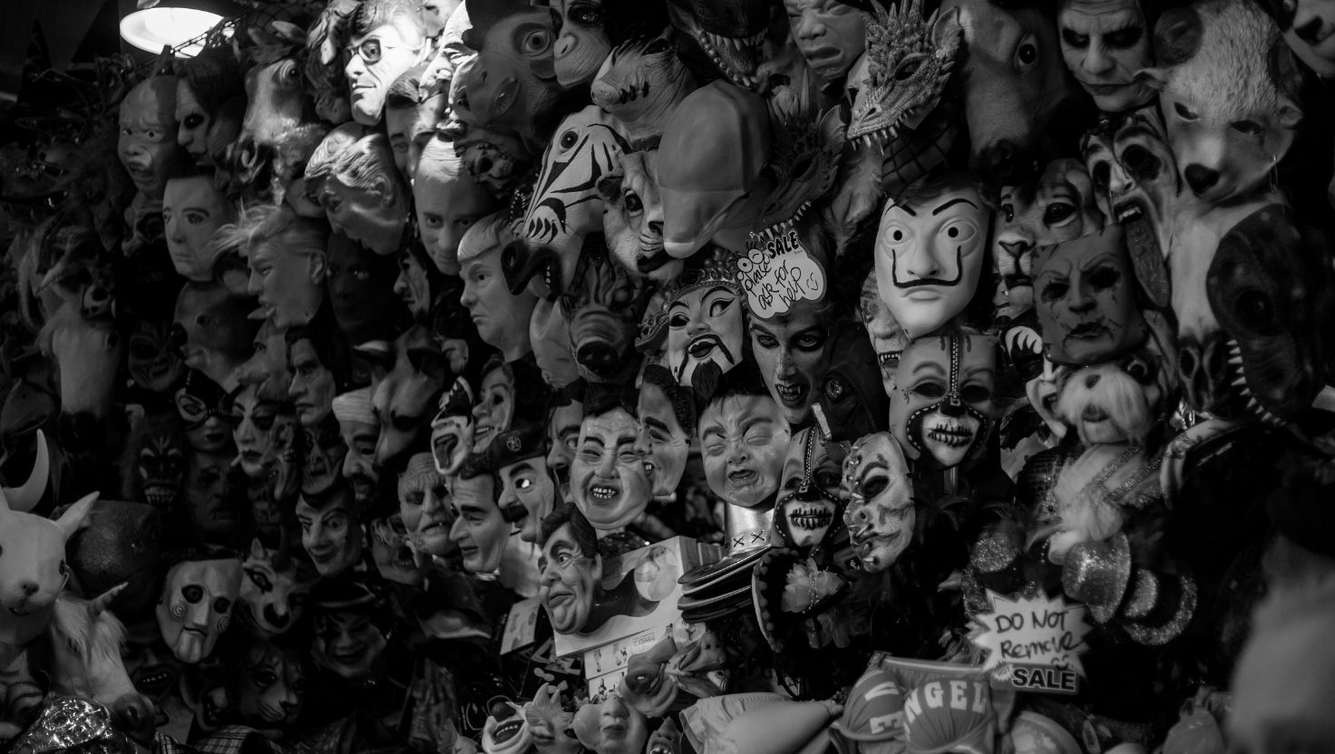 Edebiyat ve Cinsiyetin Perdesinden Bir Ses: Gulyabani - Osman Karakuş